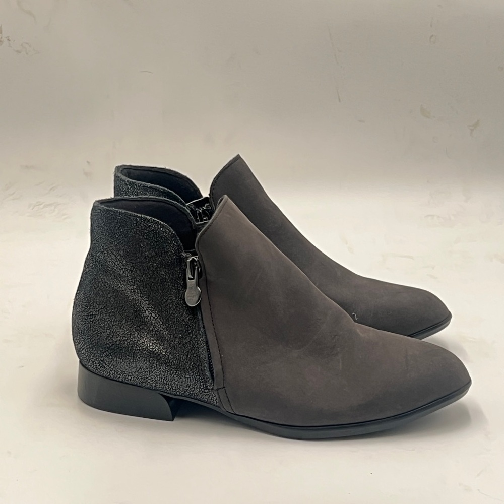 Munro Black Ankle Boots